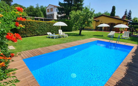 La Capannella: Acqua, Pianta, Proprietà, Costruzione, Cielo, Piscina, Natura, Azzurro, Albero, Shade