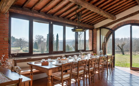 Villa Felciai: Tavolo, Mobilia, Proprietà, Cielo, Sedia, Legna, Interior Design, Shade, Pianta