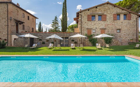 querceto-apartements-chianti-tavernelle-val-di-pesa-multiproprieta-piscina
