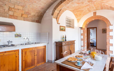 querceto-apartements-tvrn-val-di-pesa-multiproprieta-bilo-4-cucina
