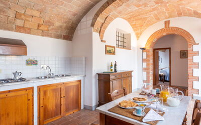 querceto-apartements-tvrn-val-di-pesa-multiproprieta-bilo-2-cucina