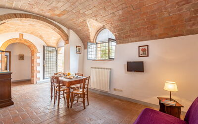 querceto-apartements-tvrn-val-di-pesa-multiproprieta-bilo-4-soggiorno