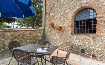 querceto-apartements-tvrn-val-di-pesa-multiproprieta-bilo-4-dehors
