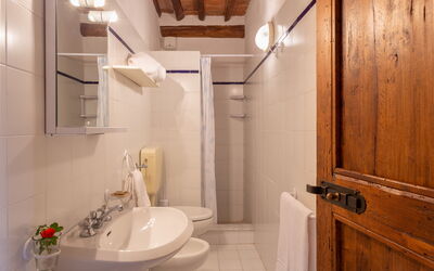 querceto-apartements-tvrn-val-di-pesa-multiproprieta-bilo-4-bagno