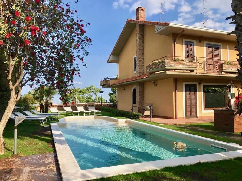 villa-le-palme-trecastagni-catania-villa-esterni