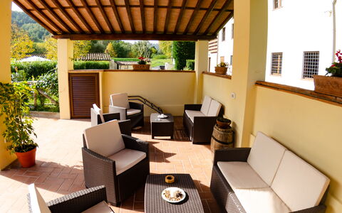 Casale 180: Proprietà, Camera, Costruzione, Mobilia, Interior Design, Casa, Immobiliare, Tavolo, Terrazza, Ricorrere