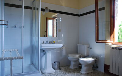 agriturismo-cabbiavoli-chianti-multiproprieta-casa-guardia-bagno