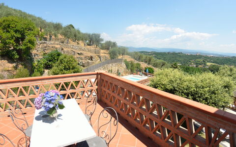 Agli Olivi: Proprietà, Immobiliare, Camera, Casa, Vacanza, Costruzione, Paesaggio, Villa, Balcone, Montagna