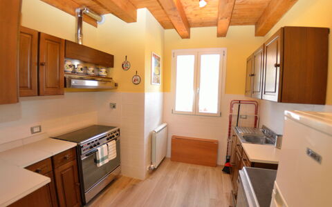 Borgo Di Zacco: Controsoffitto, Camera, Proprietà, Cabinetry, Cucina, Mobilia, Soffitto, Lavello, Costruzione, Pavimento