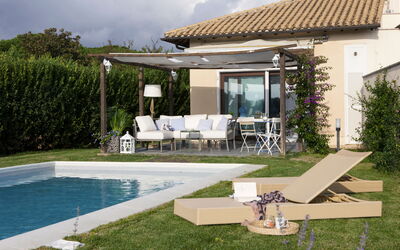 villetta-golf-al-mare-marina-velca-villa-esterni-piscina