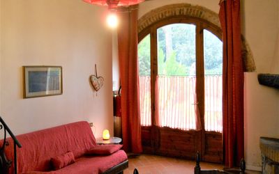 Margherita: Camera, Proprietà, Mobilia, Interior Design, Costruzione, Soggiorno, Casa, Architettura, Soffitto, Illuminazione