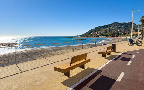 Il Balcone Sul Prino - Imperia: Costa, Orizzonte, Costiera E Morfologie Oceanic, Spiaggia, Riva, Mare, Oceano, Passerella, Sabbia, Shade