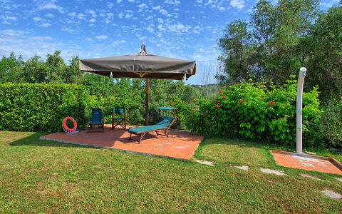 Casa Legoli: Proprietà, Immobiliare, Erba, Albero, Casa, Lotto, Cortile, Casa, Giardino, Cielo