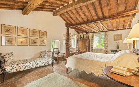 Camporempoli: Mobilia, Interior Design, Letto, Parete, Camera Da Letto, Legna, Pavimentazione, Casa, Pavimento, Bedding