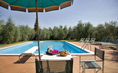 La Fonte: Piscina, Proprietà, Tempo Libero, Shade, Lettino, Vacanza, Mobili Da Esterno, Casa, Tavolo, Mobilia