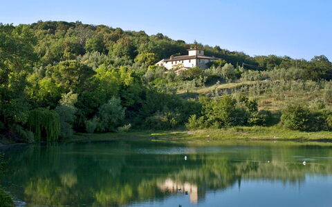Ricavoli: Corpo D'Acqua, Paesaggio Naturale, Risorse Idriche, Natura, Acqua, Riflessione, Vegetazione, Riserva Naturale, Fiume, Banca