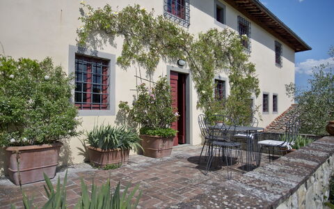 Ricavoli: Proprietà, Costruzione, Casa, Immobiliare, Facciata, Cortile, Villa, Agriturismo, Villetta, Architettura