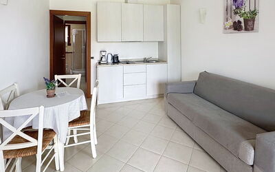 Alloggio:&nbsp;Front Lake Resort le Corti del Lago 617.1