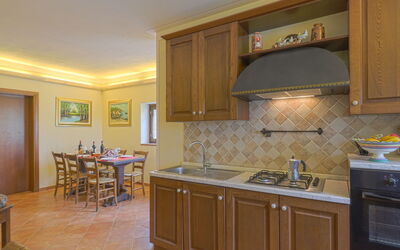 Alloggio:&nbsp;Montechioccioli 649.2