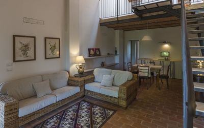 Dondo: Camera, Proprietà, Mobilia, Interior Design, Costruzione, Soggiorno, Casa, Immobiliare, Casa, Pavimento
