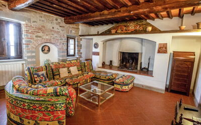 Alloggio:&nbsp;Casale Rosennano 800.1