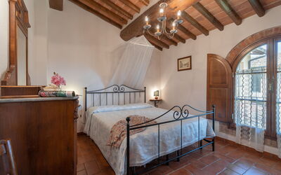 borghigiana-parrino-san-miniato-multiproprieta-civetta-camera-da-letto