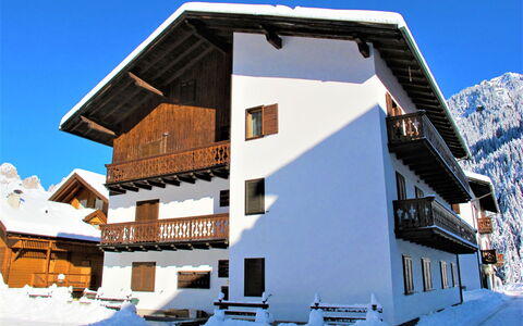 Canazei 510: Villetta, Balcone, Paesino Di Montagna, Congelamento, Villa, Alpi