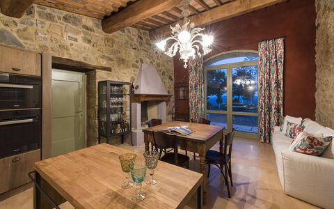 Sequerciani: Proprietà, Camera, Costruzione, Mobilia, Interior Design, Immobiliare, Soffitto, Sala Da Pranzo, Pavimento, Casa