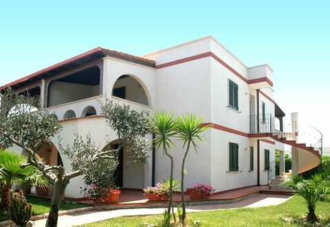 Prato Inglese Destro: Pianta, Costruzione, Cielo, Proprietà, Finestra, Casa, Lotto, Albero, Quartiere, Zona Residenziale