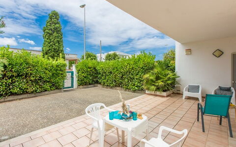 Villa Nettuno: Proprietà, Immobiliare, Camera, Costruzione, Casa, Interior Design, Architettura, Mobilia, Appartamento, Tavolo