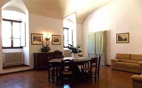 Villa Sandra: Camera, Proprietà, Costruzione, Pavimento, Interior Design, Mobilia, Pavimento In Legno, Soffitto, Latifoglie, Soggiorno