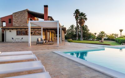 Bella Vista Luxury Villa: Piscina privata