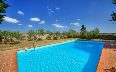 Tenuta Bibbiano: Piscina, Proprietà, Immobiliare, Tempo Libero, Vacanza, Estate, Cielo, Casa, Ricorrere, Albero