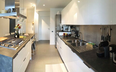 Casale De Conti: Controsoffitto, Proprietà, Camera, Cucina, Cabinetry, Interior Design, Mobilia, Costruzione, Pavimento, Casa