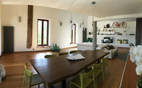 Casale De Conti: Camera, Proprietà, Mobilia, Interior Design, Costruzione, Pavimento In Legno, Sala Da Pranzo, Latifoglie, Pavimento, Casa
