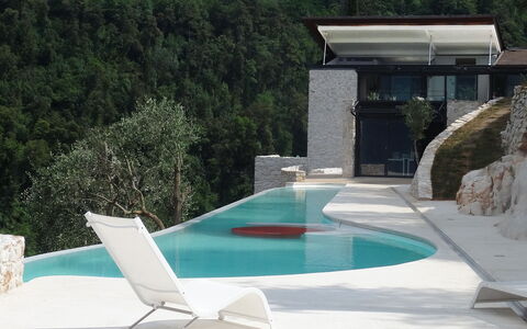 Villetta Farfallina: Proprietà, Piscina, Lettino, Mobili Da Esterno, Mobilia, Tempo Libero, Casa, Backyard, Costruzione, Landscaping