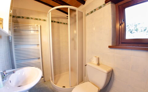 Orto Degli Olivi Proprietà: Bagno, Proprietà, Camera, Idraulico Fixture, Immobiliare, Architettura, Costruzione, Casa, Vasca Da Bagno, Interior Design