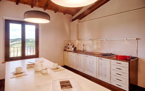 Tenuta Cambiano: Camera, Proprietà, Mobilia, Costruzione, Soffitto, Interior Design, Casa, Architettura, Cucina, Casa