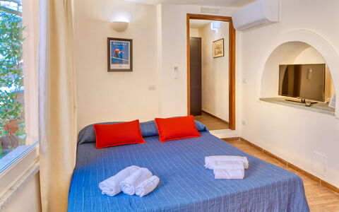 Portovecchio Apartments - Levanto: Mobilia, Interior Design, Legna, Pavimentazione, Pavimento, Camera, Appartamento, Camera Da Letto, Letto, Casa