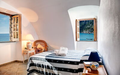 casetta-in-spiaggia-marina-del-cantone-appartamento-camera-da-letto