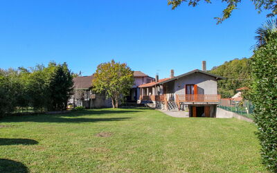 Casa vacanza Angela - Castelveccana, Lombardia, Italia