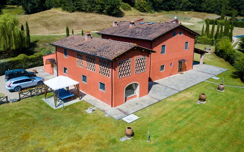 Villa Rossa: Casa, Lotto, Paesaggio, Zona Residenziale, Tetto, Casa, Area Rurale, Prato, Giardino, Villetta