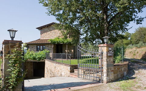 Villa Miravalle: Pianta, Cielo, Costruzione, Finestra, Albero, Lotto, Villetta, Quartiere, Casa, Zona Residenziale