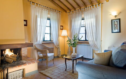 Cottage Capanna: Cornice, Mobilia, Proprietà, Tavolo, Divano, Costruzione, Finestra, Pianta Della Casa, Legna, Comfort