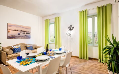 Living Times Apartment: Tavolo, Mobilia, Proprietà, Sedia, Azzurro, Legna, Finestra, Tessile, Illuminazione, Interior Design