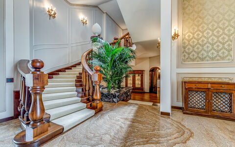 Villa Oria: Costruzione, Pianta, Le Scale, Legna, Interior Design, Soggiorno, Pavimentazione, Pavimento, Portico, Parete
