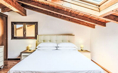 Alloggio:&nbsp;Borgo Castello 150.2