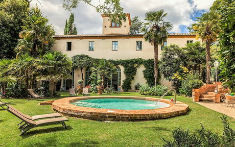 Castelletto Weddings And Events: Acqua, Nube, Pianta, Cielo, Proprietà, Costruzione, Botanica, Finestra, Natura, Albero
