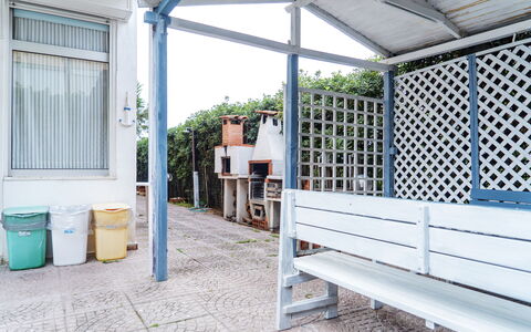 La Terrazza Di Santa Marinella: Proprietà, Azzurro, Blu, Pianta, Shade, Costruzione, Legna, Finestra, Immobiliare, Canna