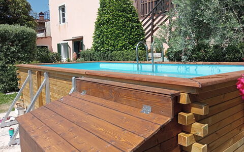 Alla Collina Del Sole: Legna, Piscina, Color Legno, Materiale Composito, Latifoglie, Tempo Libero, Plank, Deck, Compensato, Shade